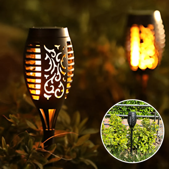 Lampe solaire d'extérieur avec flamme vacillante