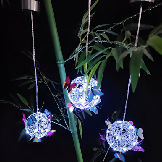 Lampe solaire extérieur en boule de papillons